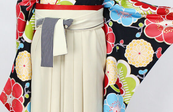 岐阜の着物レンタル屋は卒業式に着る卒業袴についても貸し出しを行います