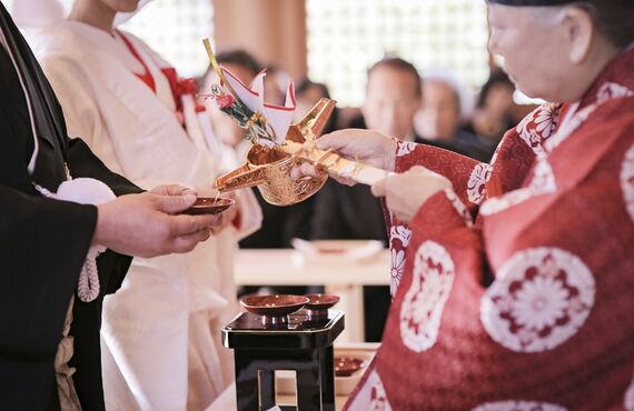 白無垢レンタルするなら岐阜市の【ブライダル結衣】