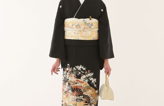 黒留袖レンタルなら岐阜の【ブライダル結衣】がおすすめ【着付けもヘアセットも】